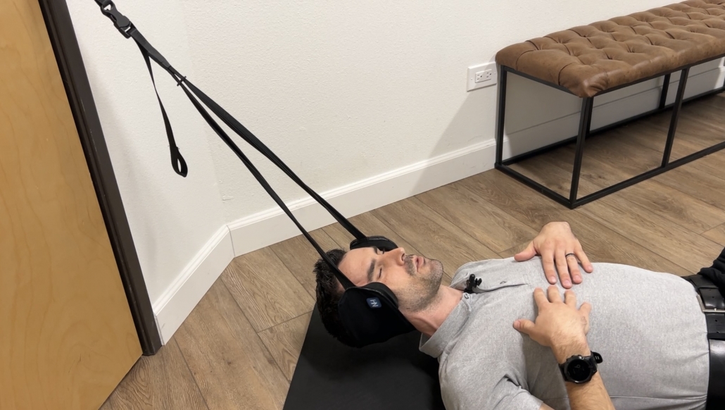 How to use the Neck Hammock